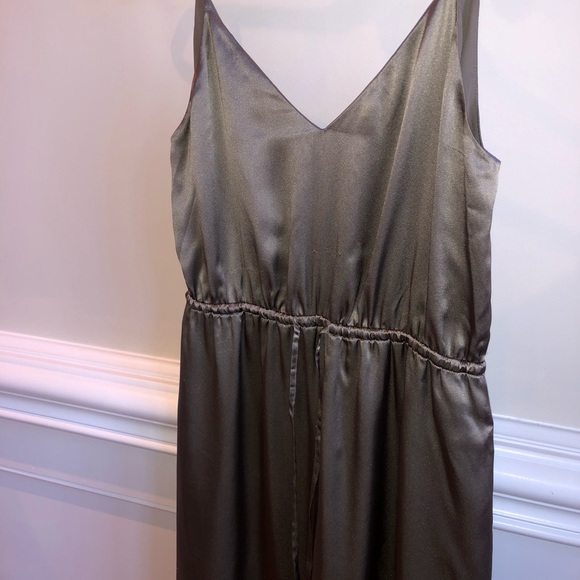 Aritzia Babaton 100% silk slip dress - Picture 2 of 6
